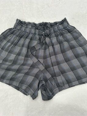 Hollister Gray Plaid High-Waist Drawstring Shorts size S